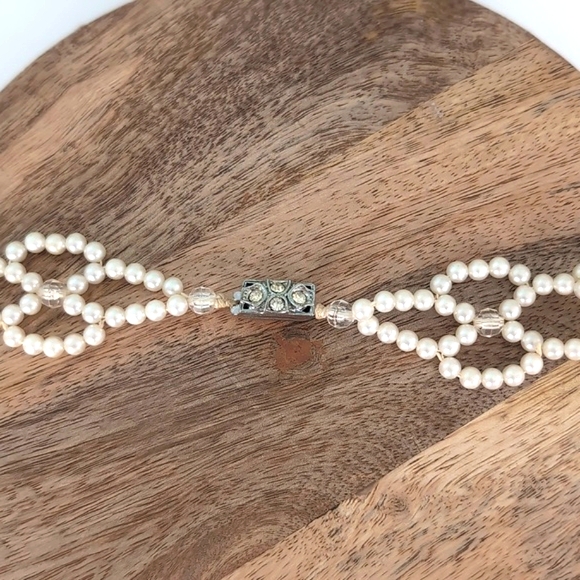 Elegant Pearl Matinee Length Necklace - Picture 7 of 8
